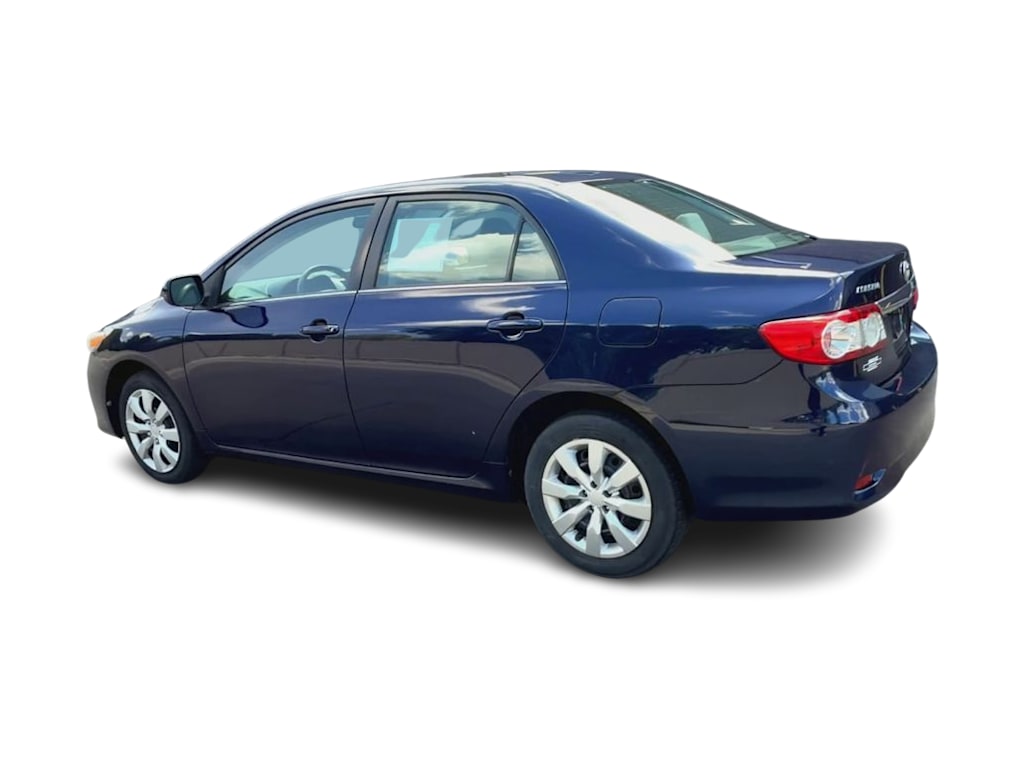Thumbnail: 2013 Toyota Corolla - 4