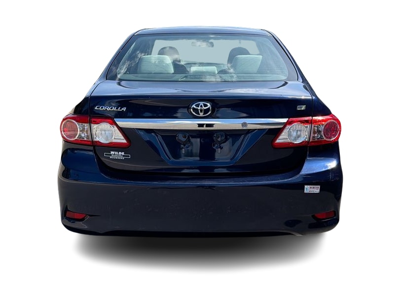 Thumbnail: 2013 Toyota Corolla - 23
