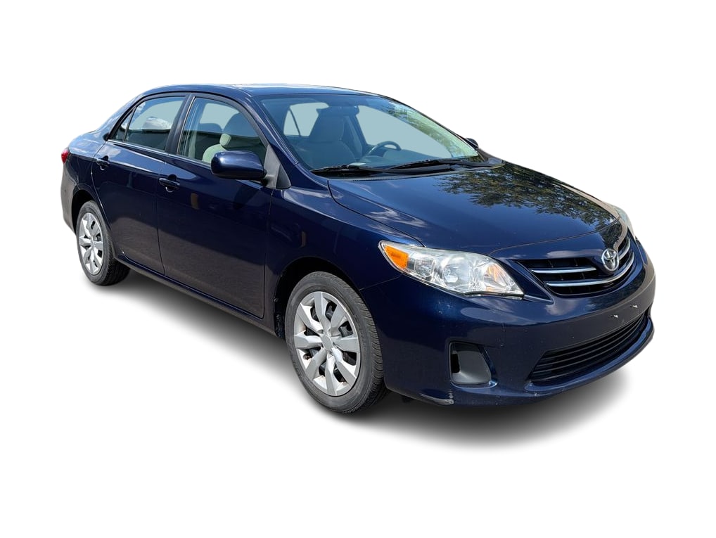 Thumbnail: 2013 Toyota Corolla - 26
