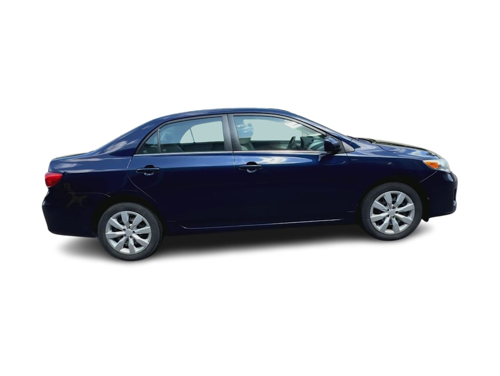Thumbnail: 2013 Toyota Corolla - 20