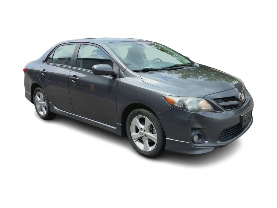 Thumbnail: 2013 Toyota Corolla - 14