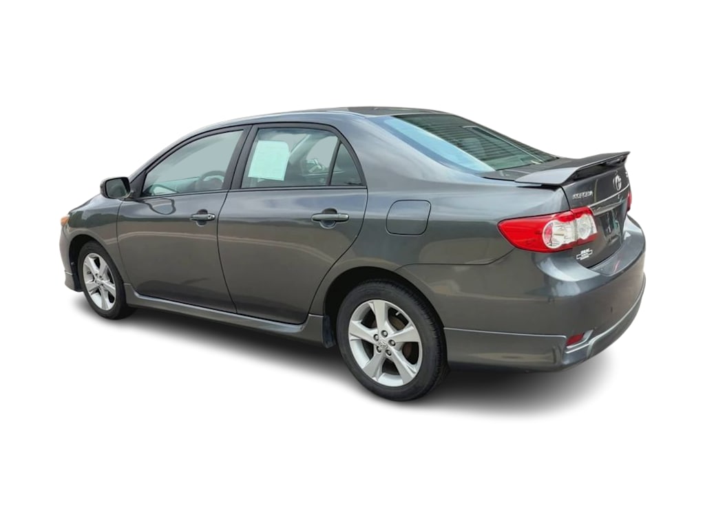 Thumbnail: 2013 Toyota Corolla - 4
