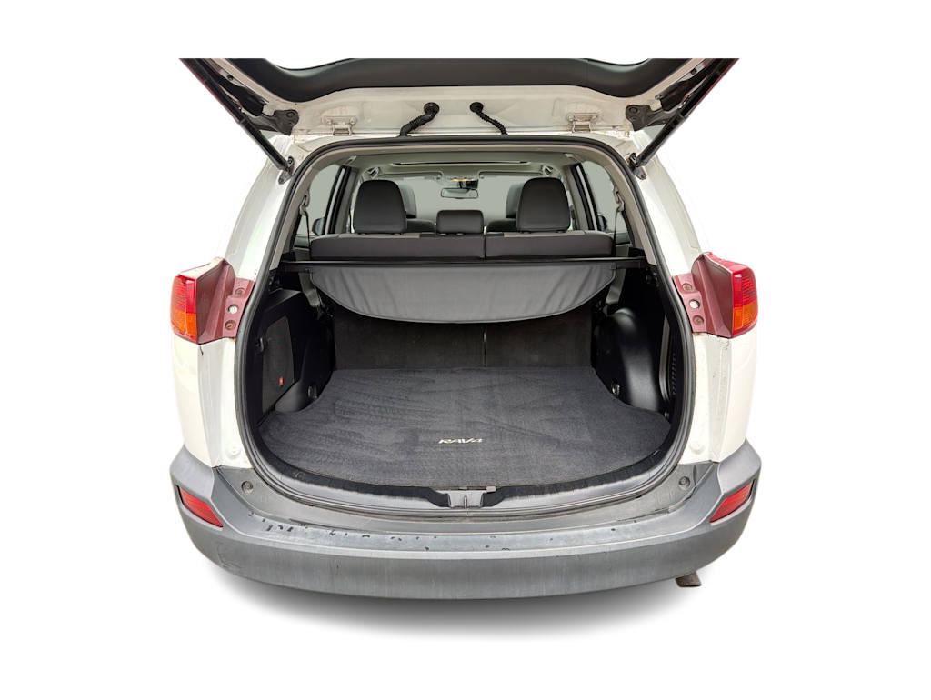 Thumbnail: 2015 Toyota RAV4 - 16