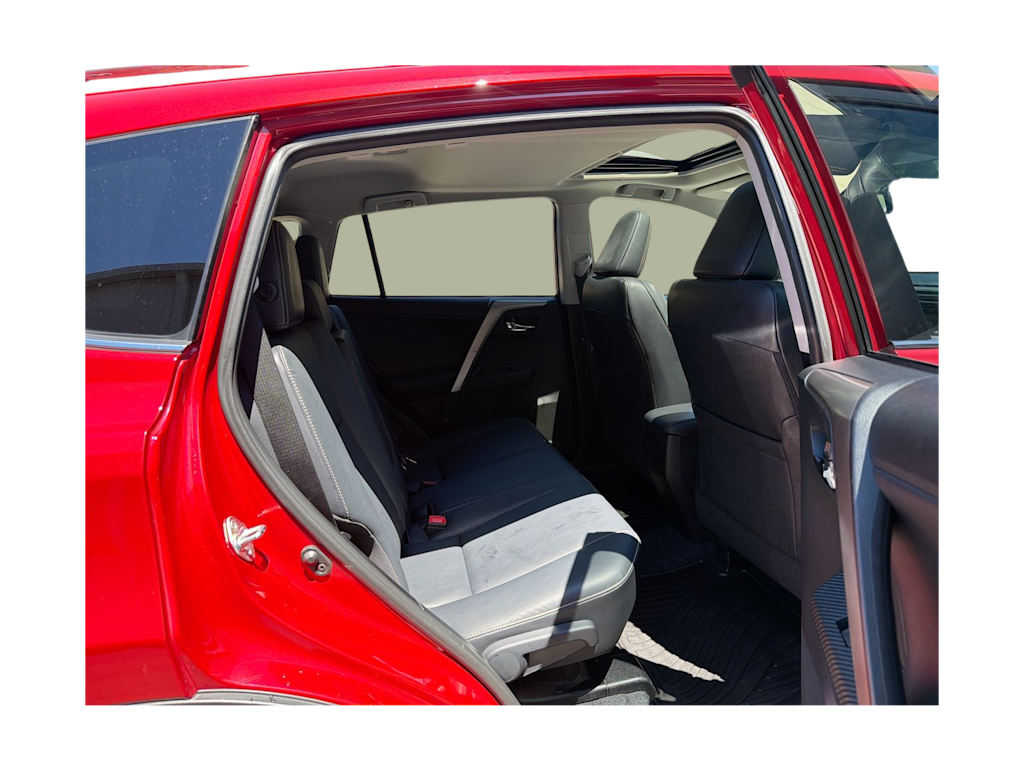 Thumbnail: 2015 Toyota RAV4 - 16