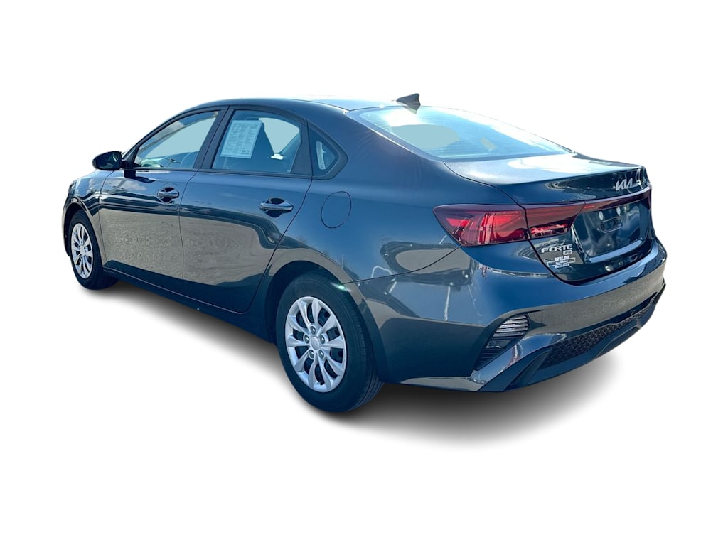 Thumbnail: 2022 Kia Forte - 22
