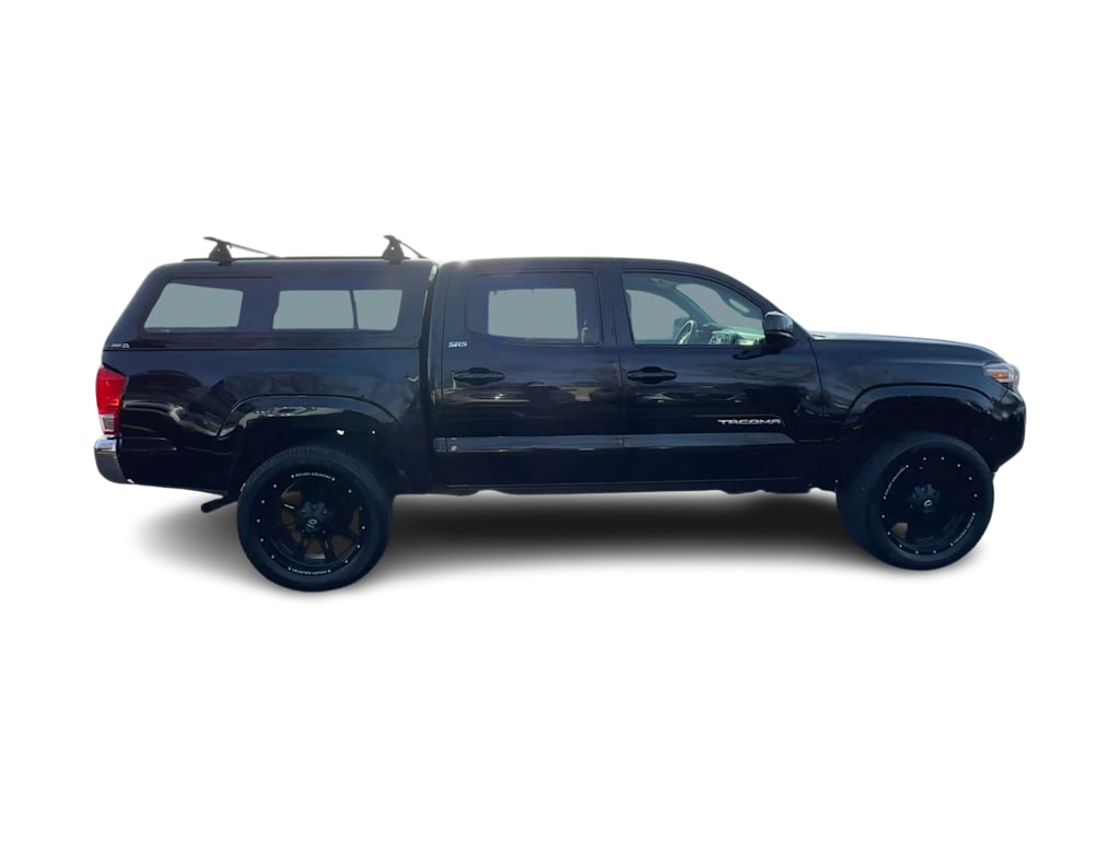 Thumbnail: 2016 Toyota Tacoma - 19