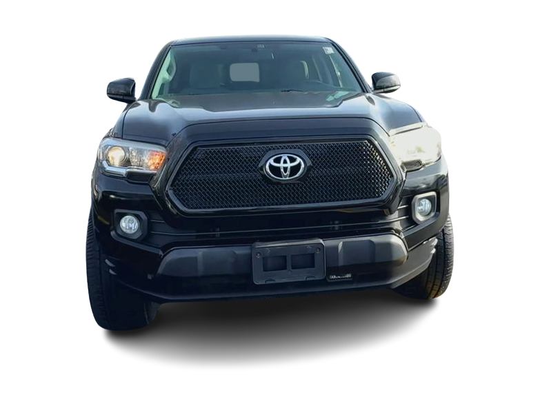 Thumbnail: 2016 Toyota Tacoma - 6