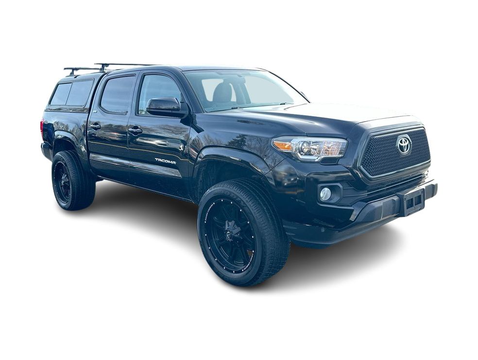 Thumbnail: 2016 Toyota Tacoma - 26