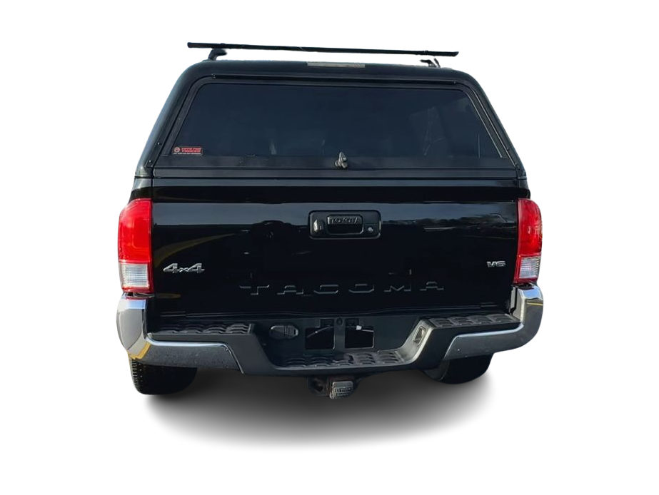 Thumbnail: 2016 Toyota Tacoma - 5