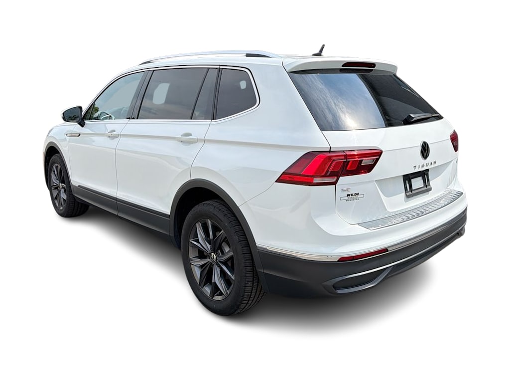 Thumbnail: 2022 Volkswagen Tiguan - 21