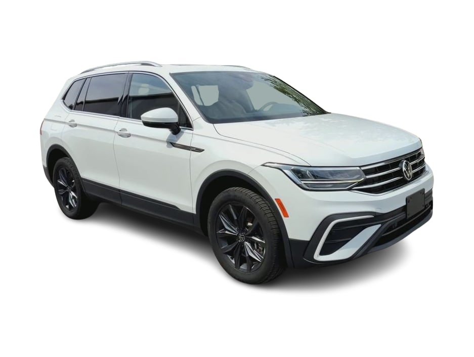 Thumbnail: 2022 Volkswagen Tiguan - 16