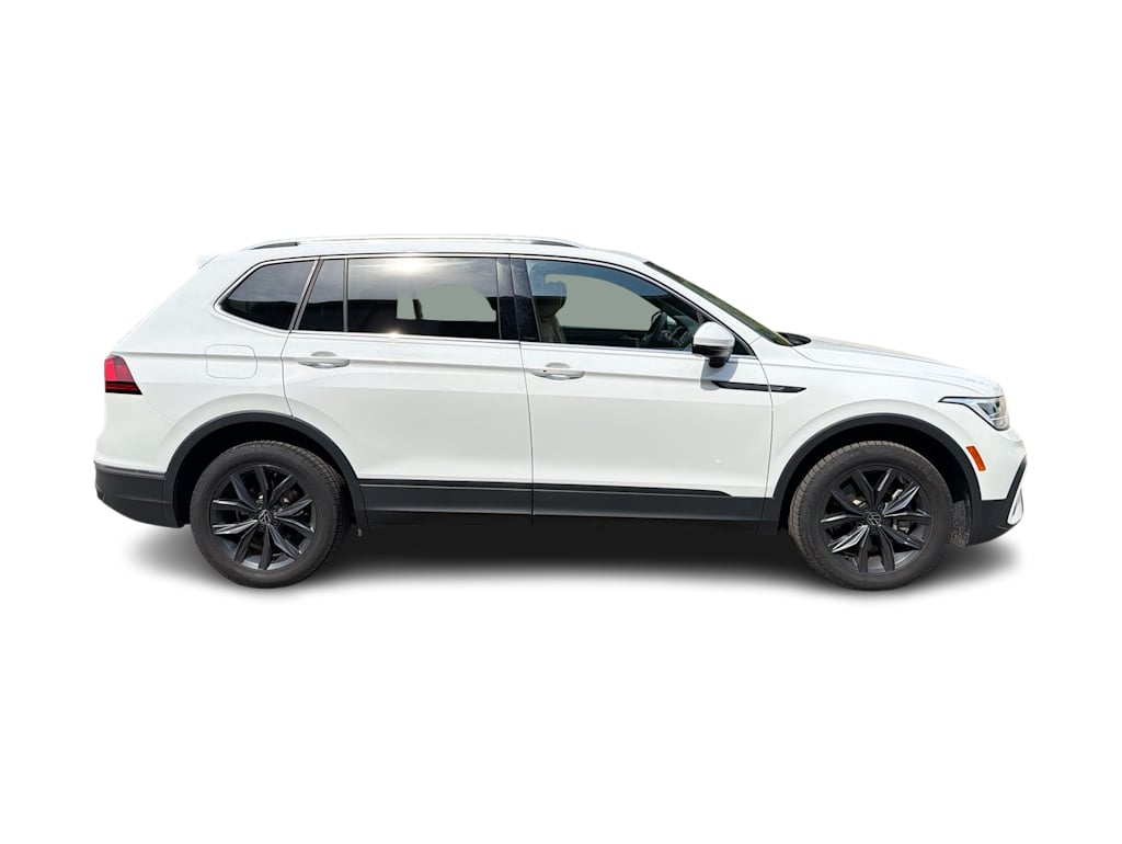 Thumbnail: 2022 Volkswagen Tiguan - 24