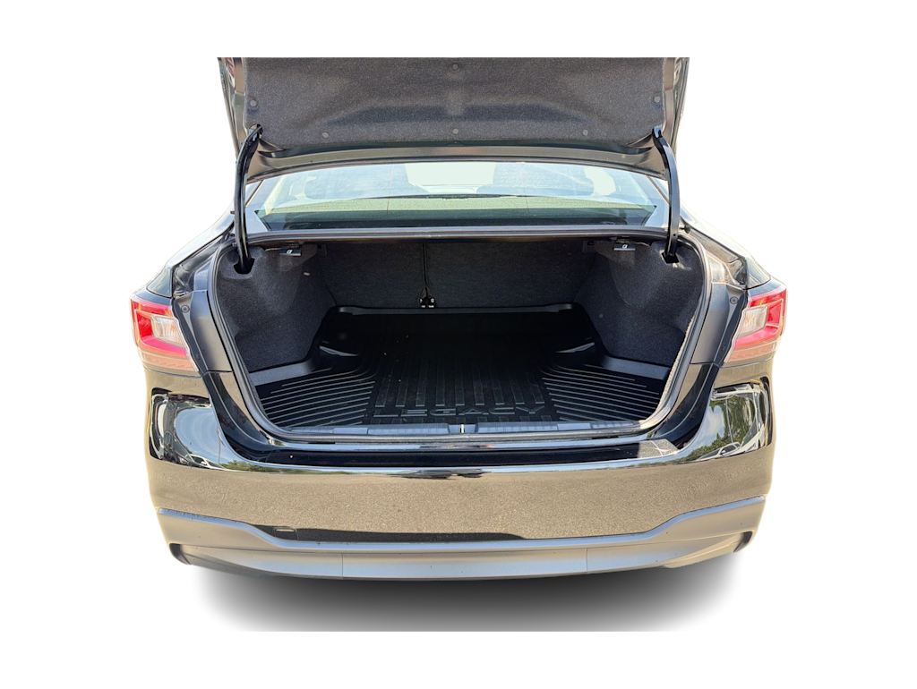 Thumbnail: 2025 Subaru Legacy - 15