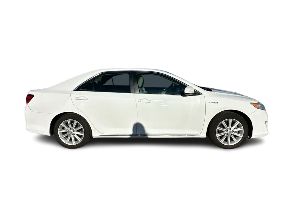 Thumbnail: 2013 Toyota Camry - 17