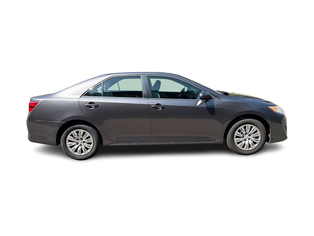 Thumbnail: 2014 Toyota Camry - 24