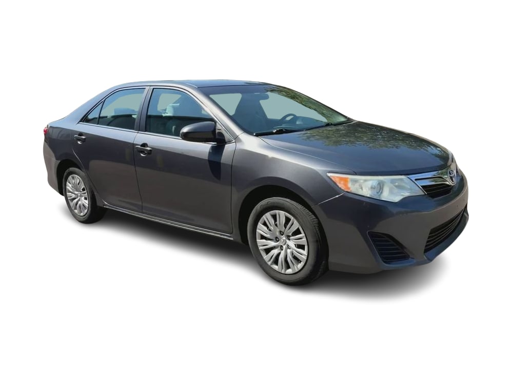 Thumbnail: 2014 Toyota Camry - 16