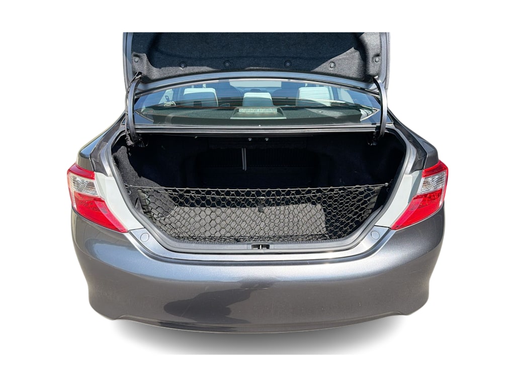 Thumbnail: 2014 Toyota Camry - 15