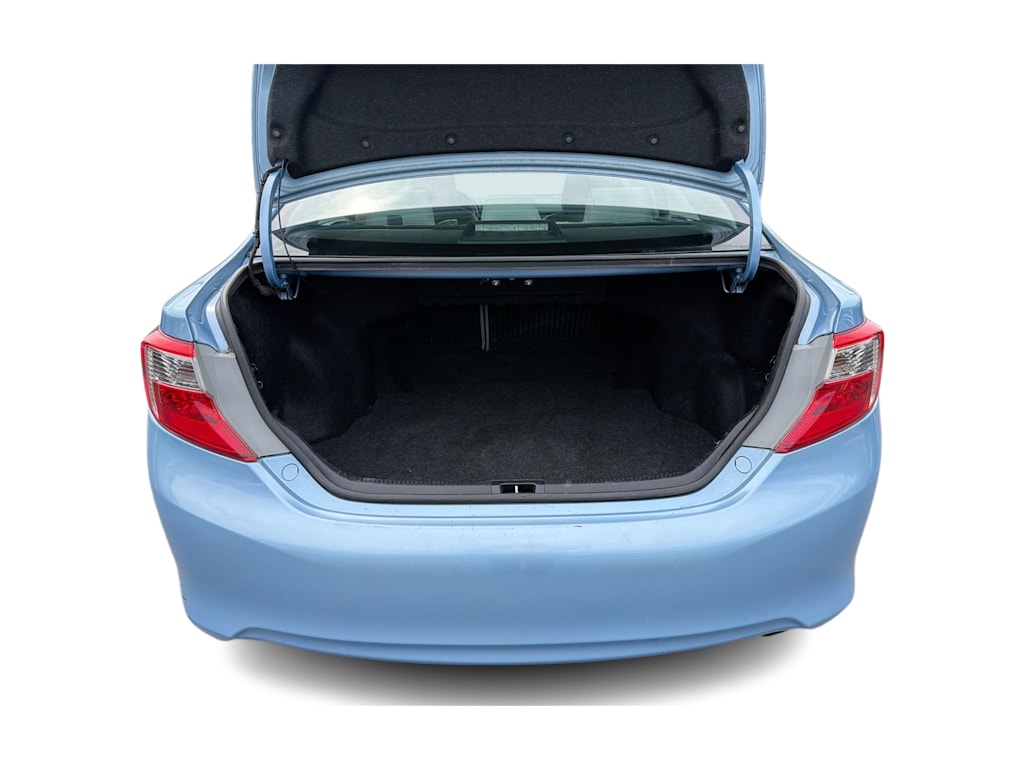 Thumbnail: 2013 Toyota Camry - 15