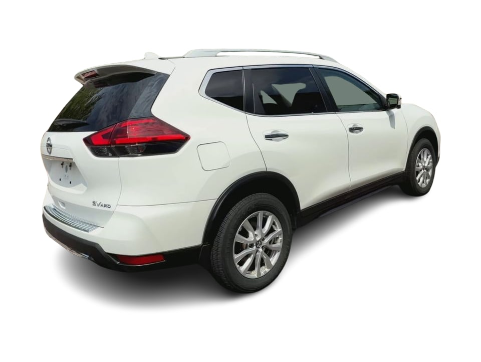 Thumbnail: 2017 Nissan Rogue - 20