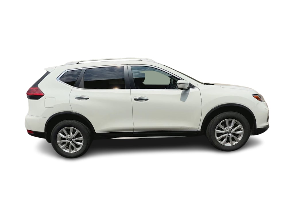 Thumbnail: 2017 Nissan Rogue - 21
