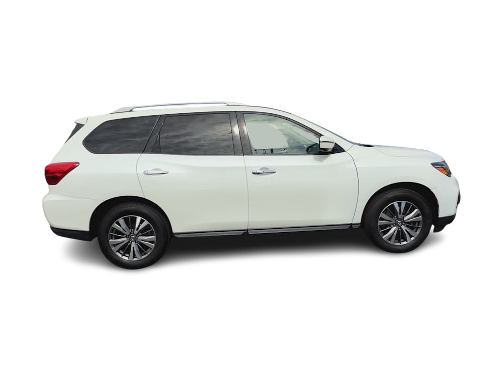 Thumbnail: 2019 Nissan Pathfinder - 19