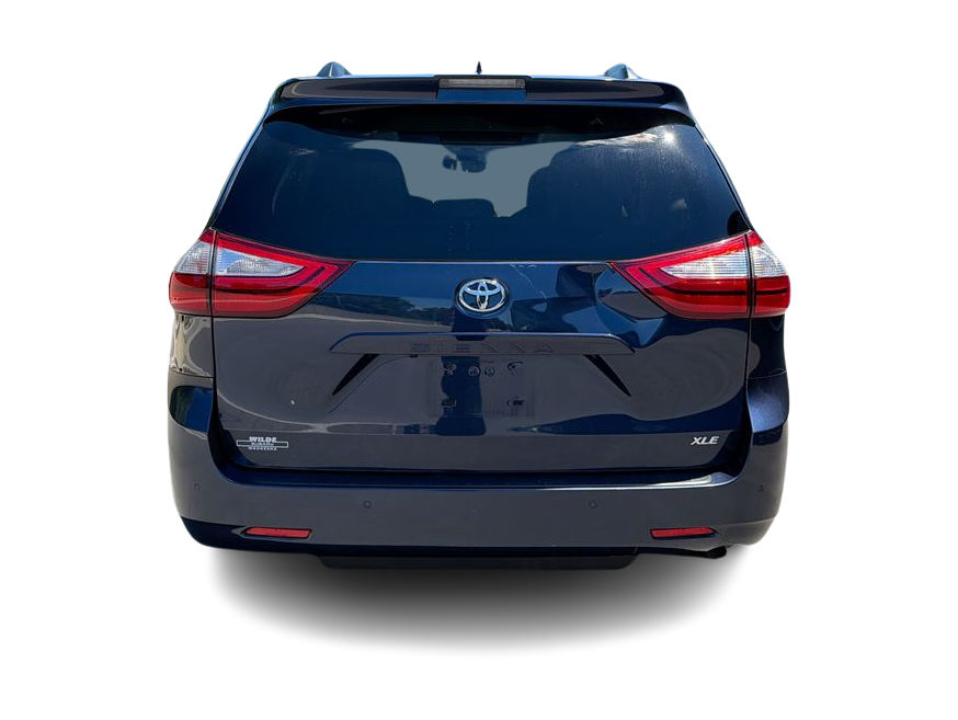 Thumbnail: 2018 Toyota Sienna - 22
