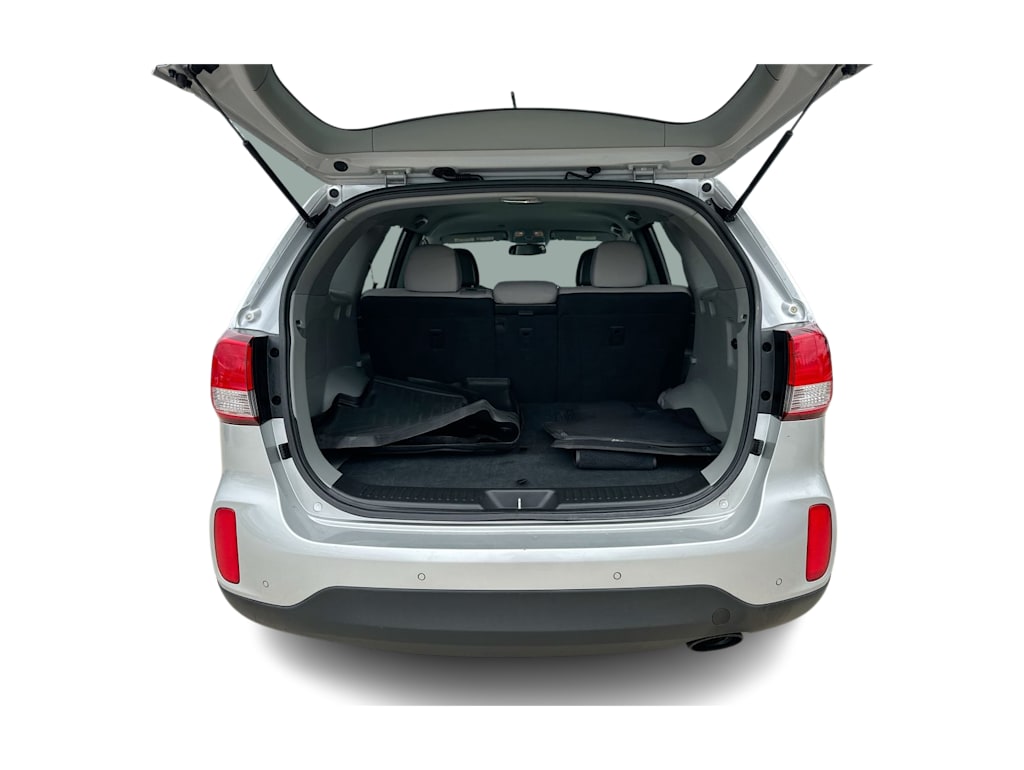 Thumbnail: 2015 Kia Sorento - 16