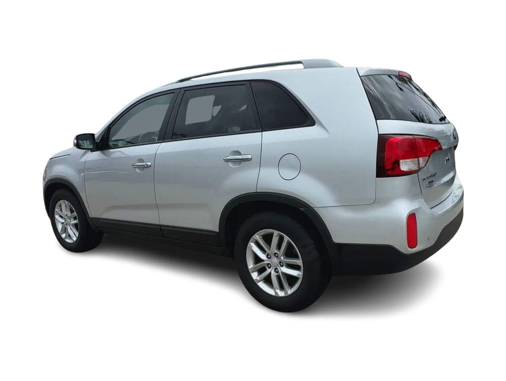 Thumbnail: 2015 Kia Sorento - 4