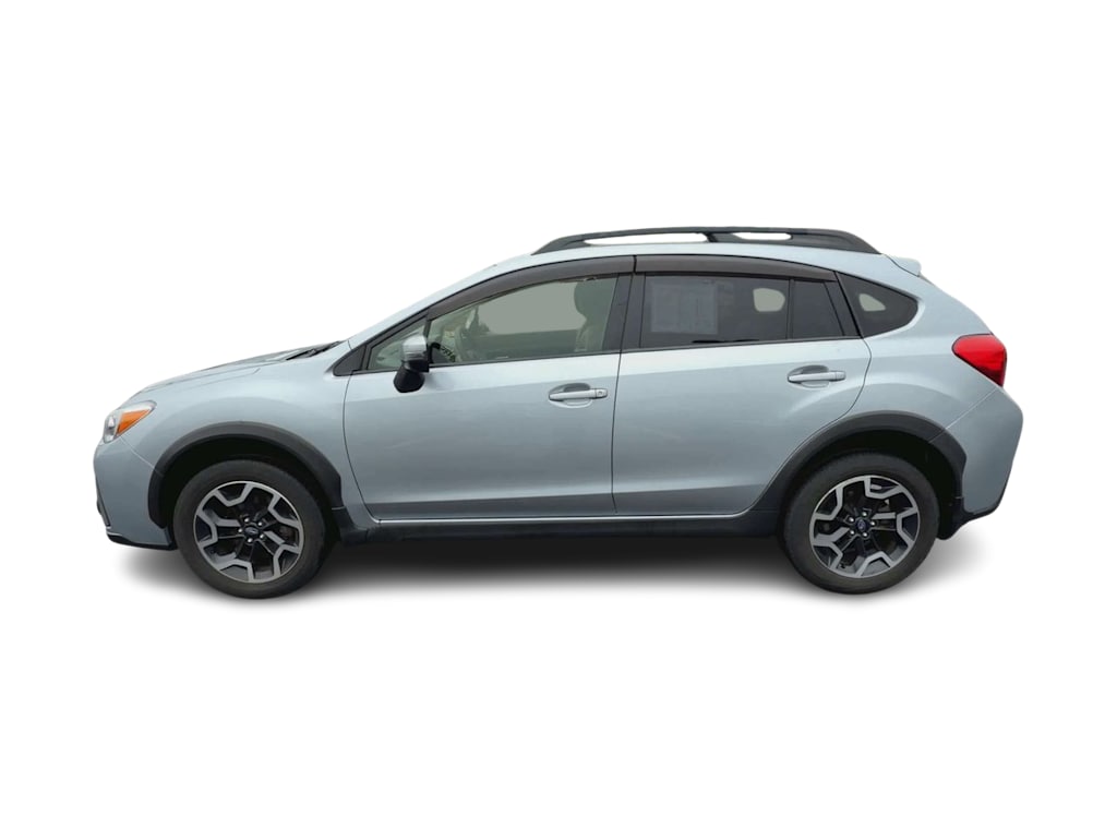 Thumbnail: 2016 Subaru Crosstrek - 3