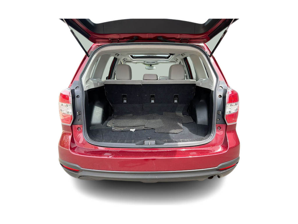 Thumbnail: 2015 Subaru Forester - 16