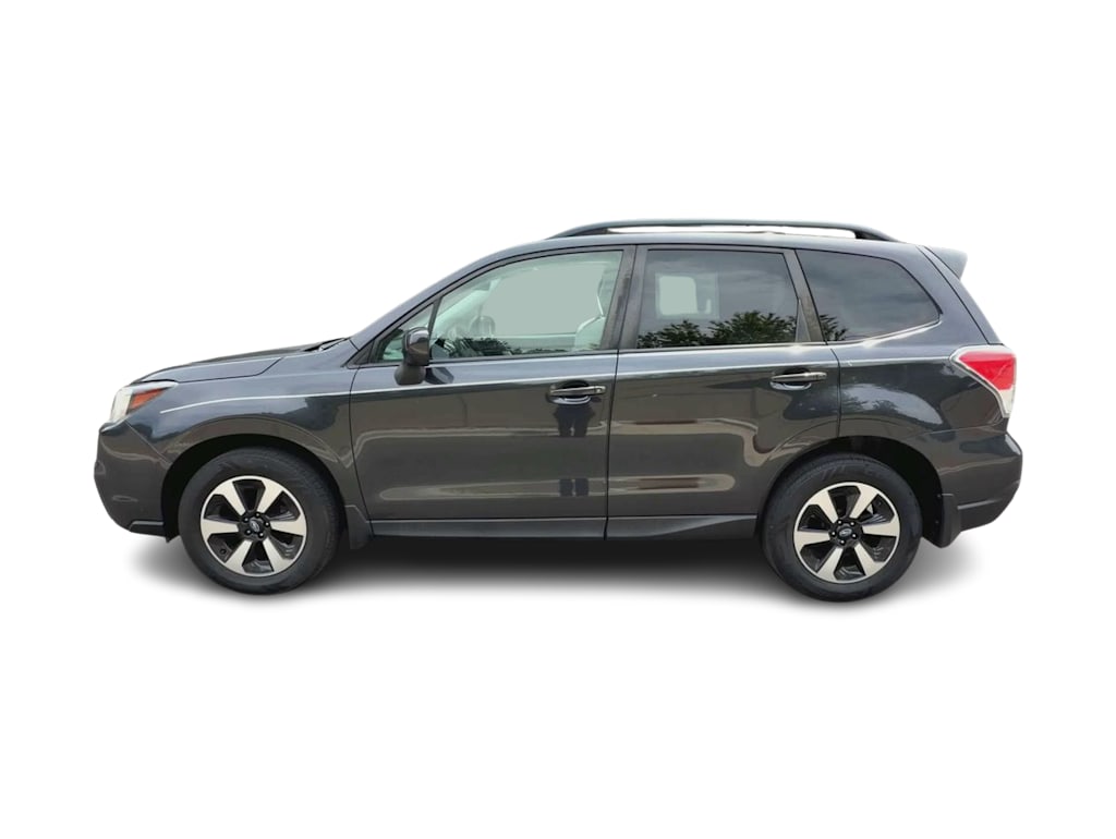 Thumbnail: 2018 Subaru Forester - 3