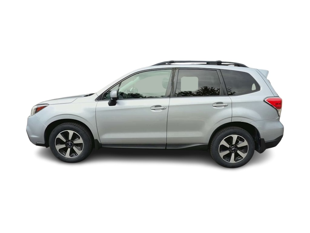 Thumbnail: 2018 Subaru Forester - 3