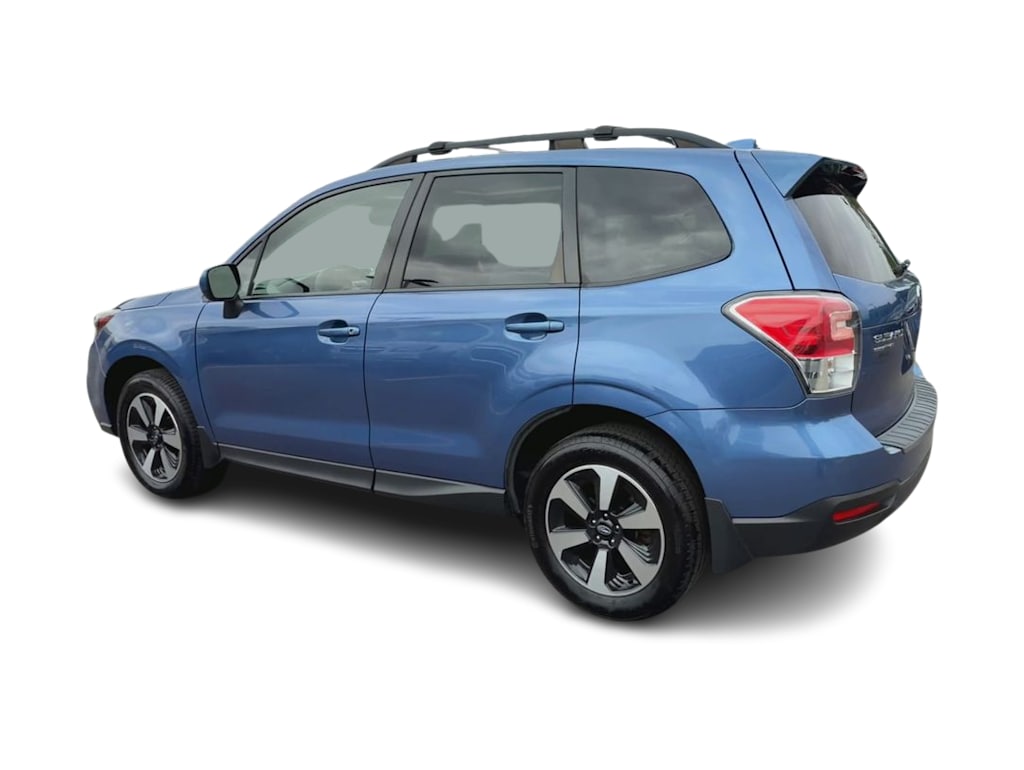 Thumbnail: 2017 Subaru Forester - 4