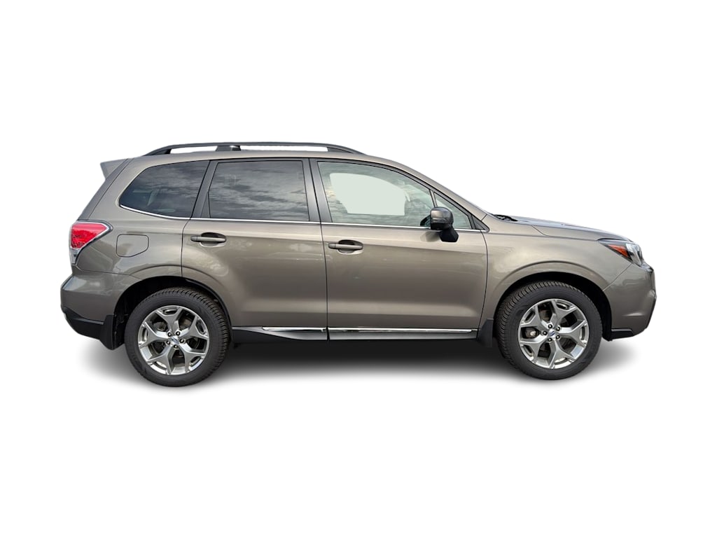 Thumbnail: 2017 Subaru Forester - 25