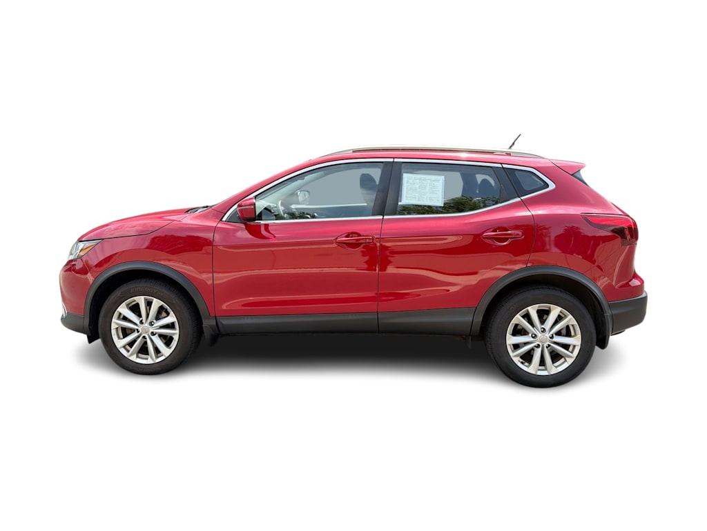 Thumbnail: 2018 Nissan Rogue Sport - 3
