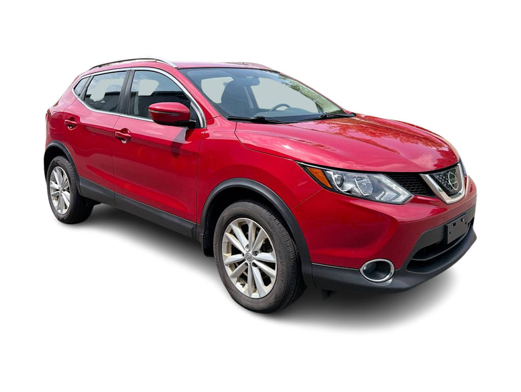 Thumbnail: 2018 Nissan Rogue Sport - 19