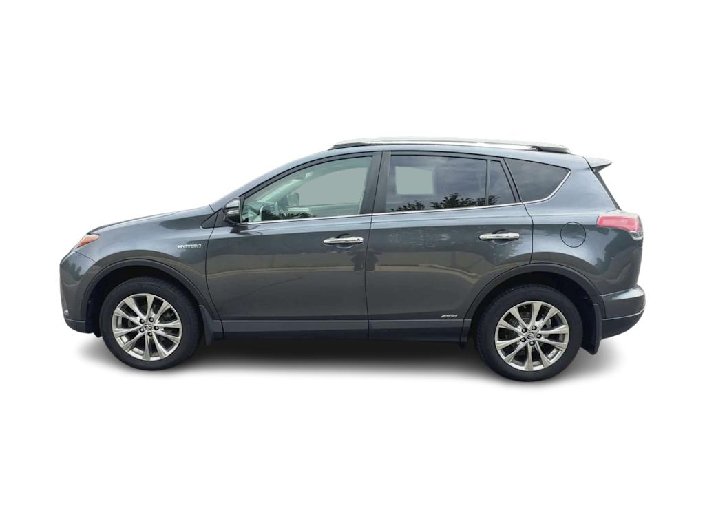 Thumbnail: 2017 Toyota RAV4 - 3