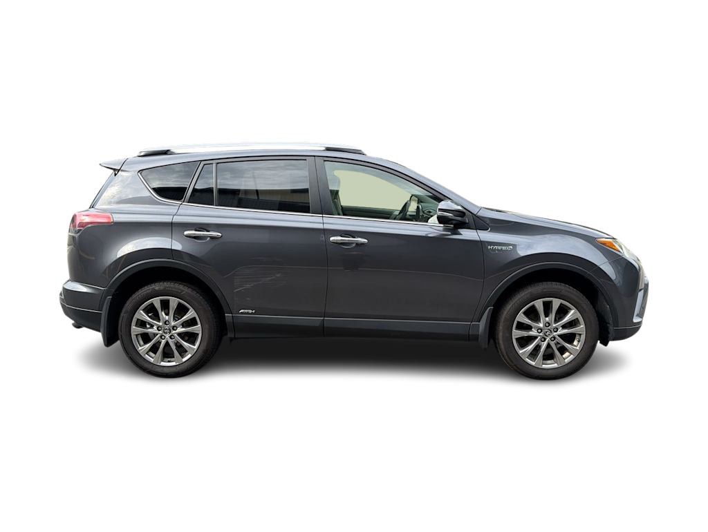 Thumbnail: 2017 Toyota RAV4 - 25