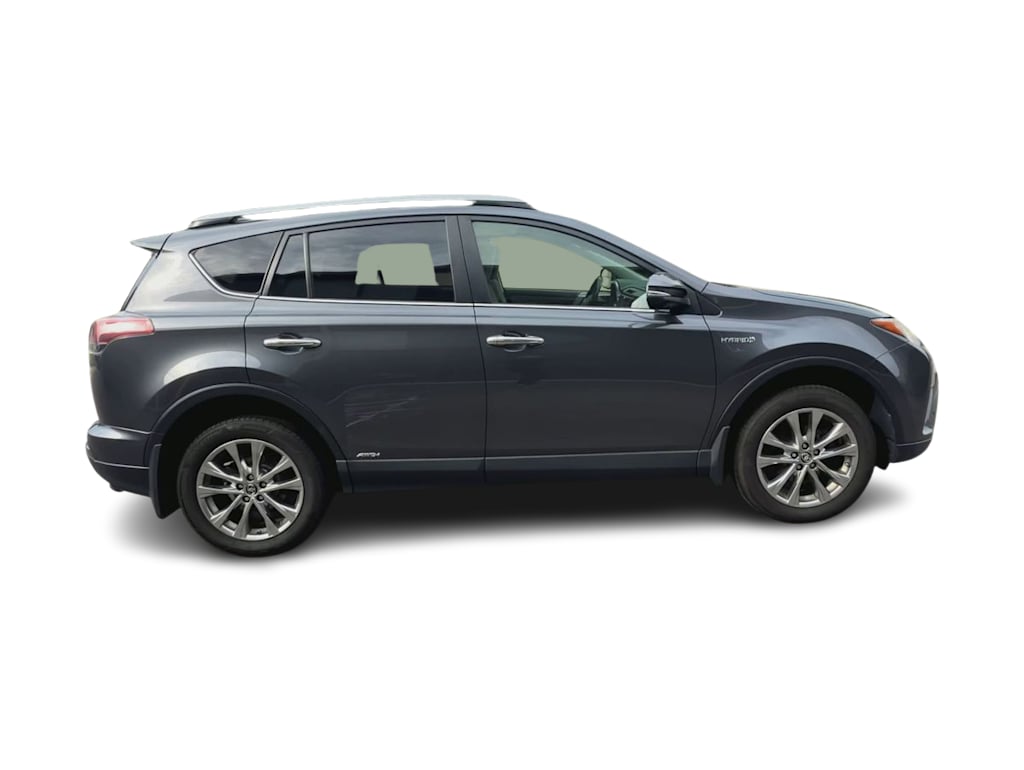 Thumbnail: 2017 Toyota RAV4 - 20