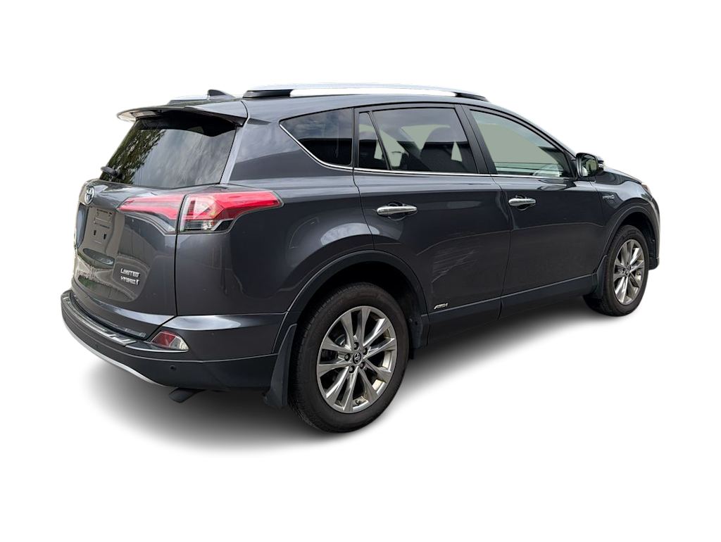 Thumbnail: 2017 Toyota RAV4 - 24