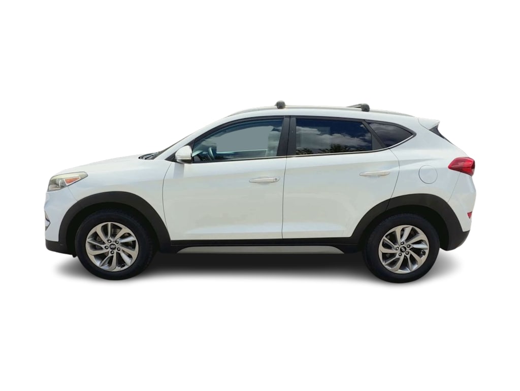 Thumbnail: 2017 Hyundai Tucson - 3
