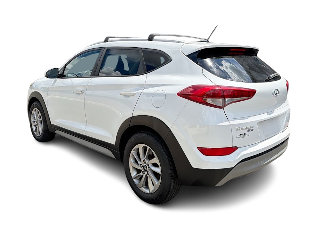 Thumbnail: 2017 Hyundai Tucson - 4