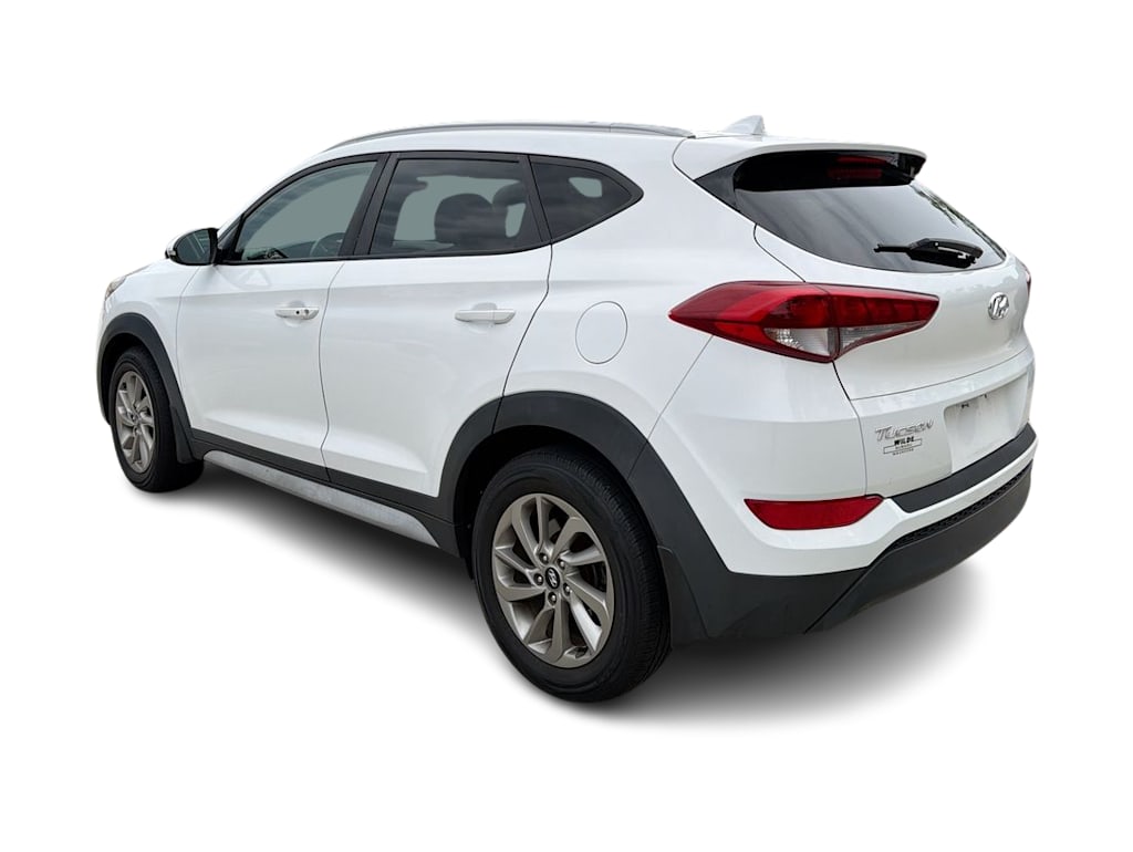 Thumbnail: 2017 Hyundai Tucson - 3