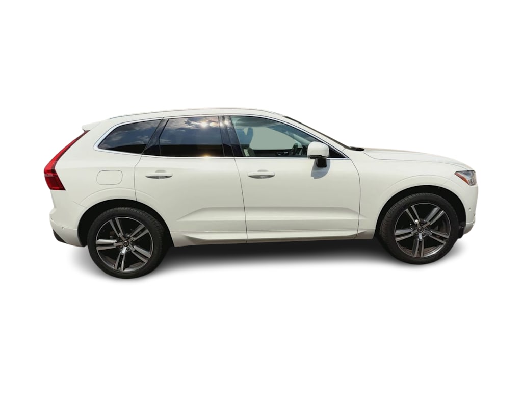 Thumbnail: 2019 Volvo XC60 - 19