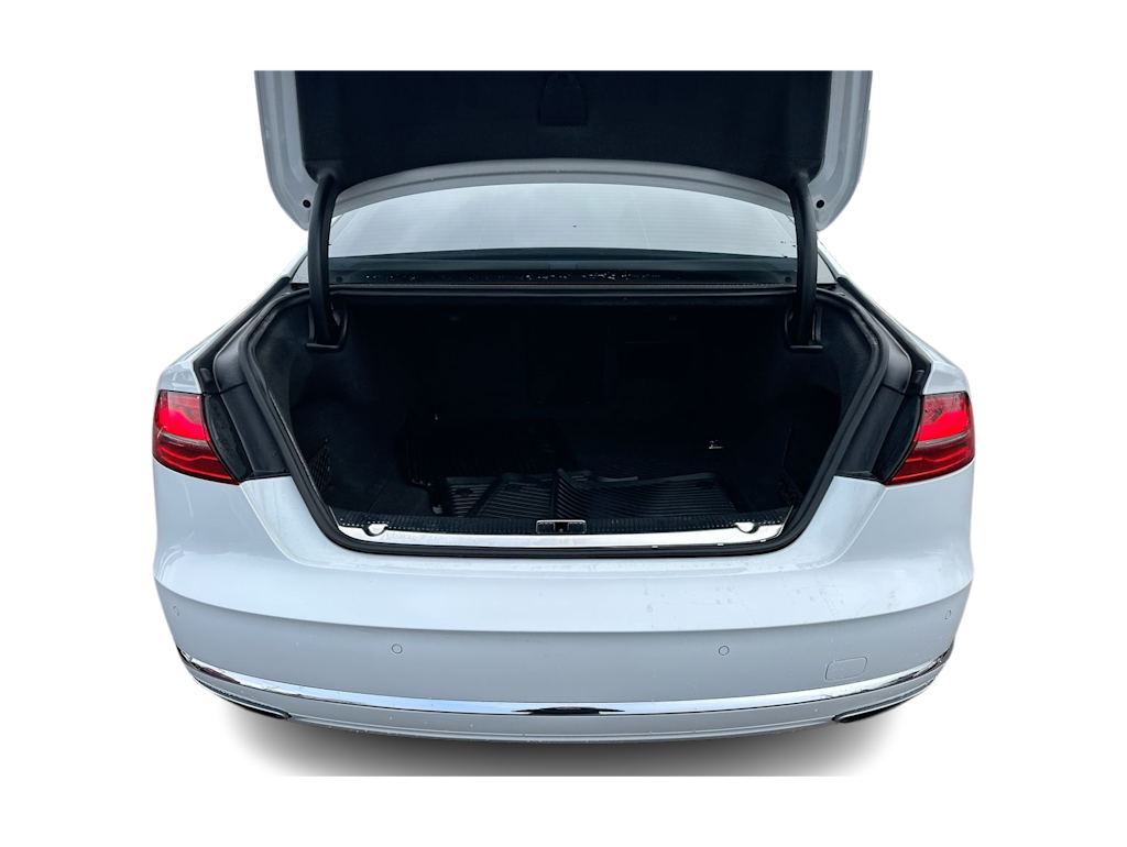 Thumbnail: 2015 Audi A8 - 16