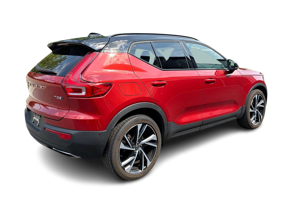 Thumbnail: 2019 Volvo XC40 - 24