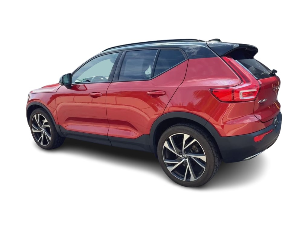 Thumbnail: 2019 Volvo XC40 - 19