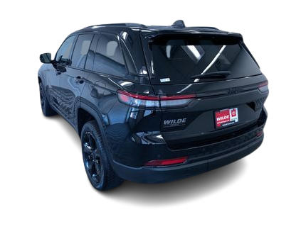 Thumbnail: 2022 Jeep Grand Cherokee - 4