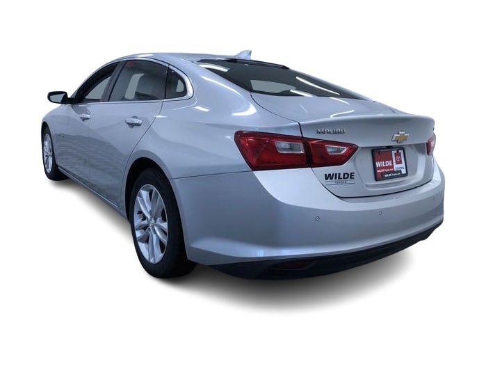 Thumbnail: 2018 Chevrolet Malibu - 25