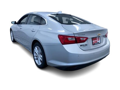 Thumbnail: 2018 Chevrolet Malibu - 4